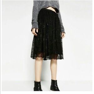 Zara Lace Midi Skirt Black New with Tags 7901/294